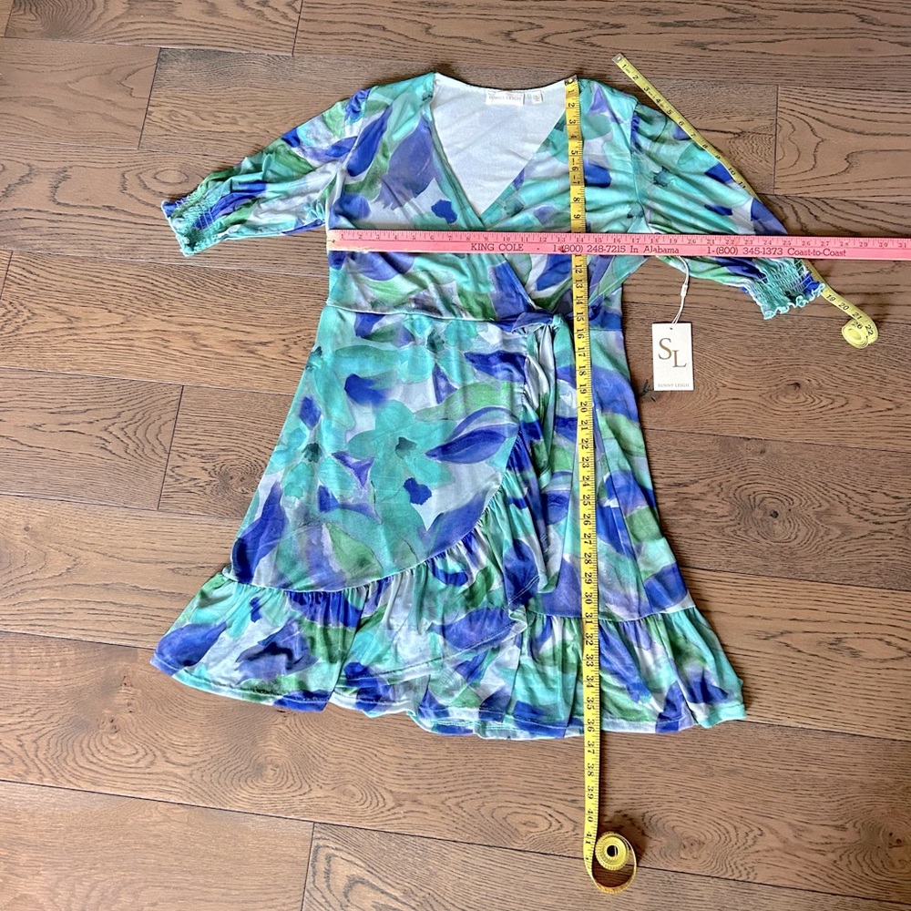 NWT! Sunny Leigh Woman’s Green & Blue Floral Print Dress Size Large - Picture 10 of 14